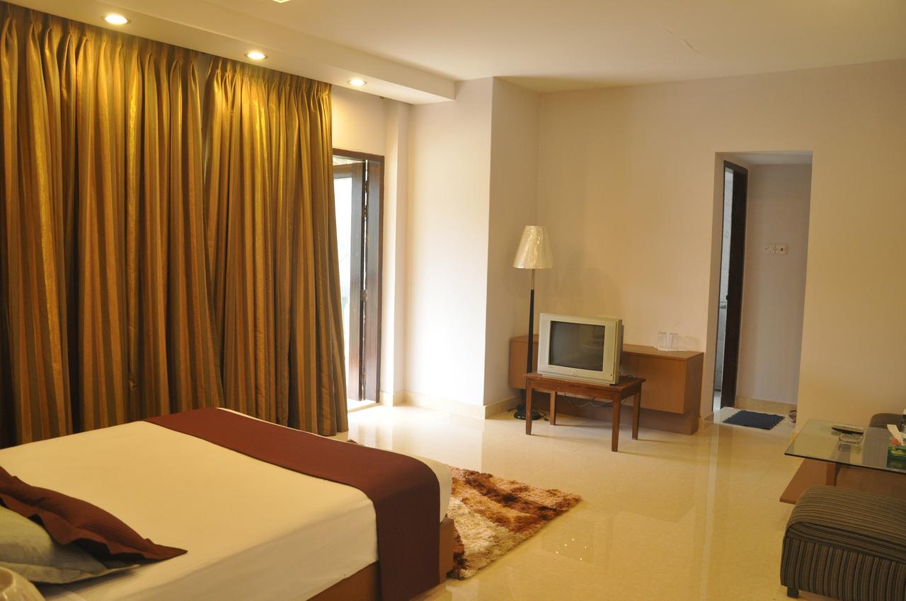 Foy'S Lake Resort Dakhin Kattali Екстер'єр фото