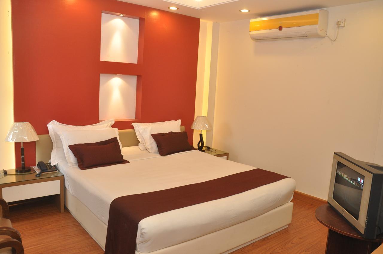 Foy'S Lake Resort Dakhin Kattali Екстер'єр фото