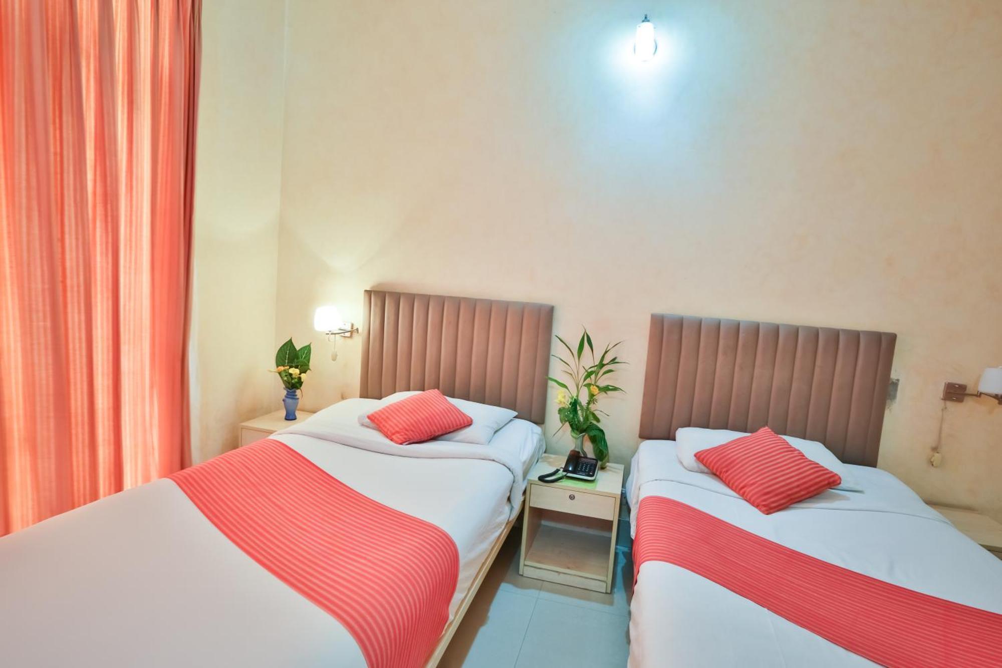 Foy'S Lake Resort Dakhin Kattali Екстер'єр фото