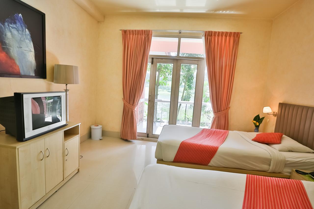 Foy'S Lake Resort Dakhin Kattali Екстер'єр фото